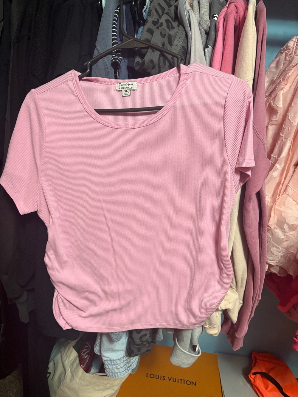 Everyday Ribbed Scoop-Neck Tee — Pink